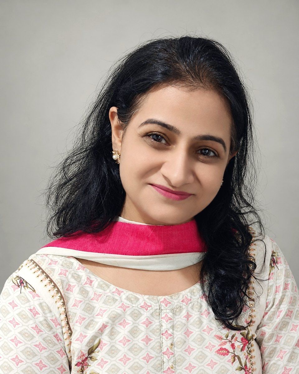 Portrait of Dr. Pooja Dhir Bhayana